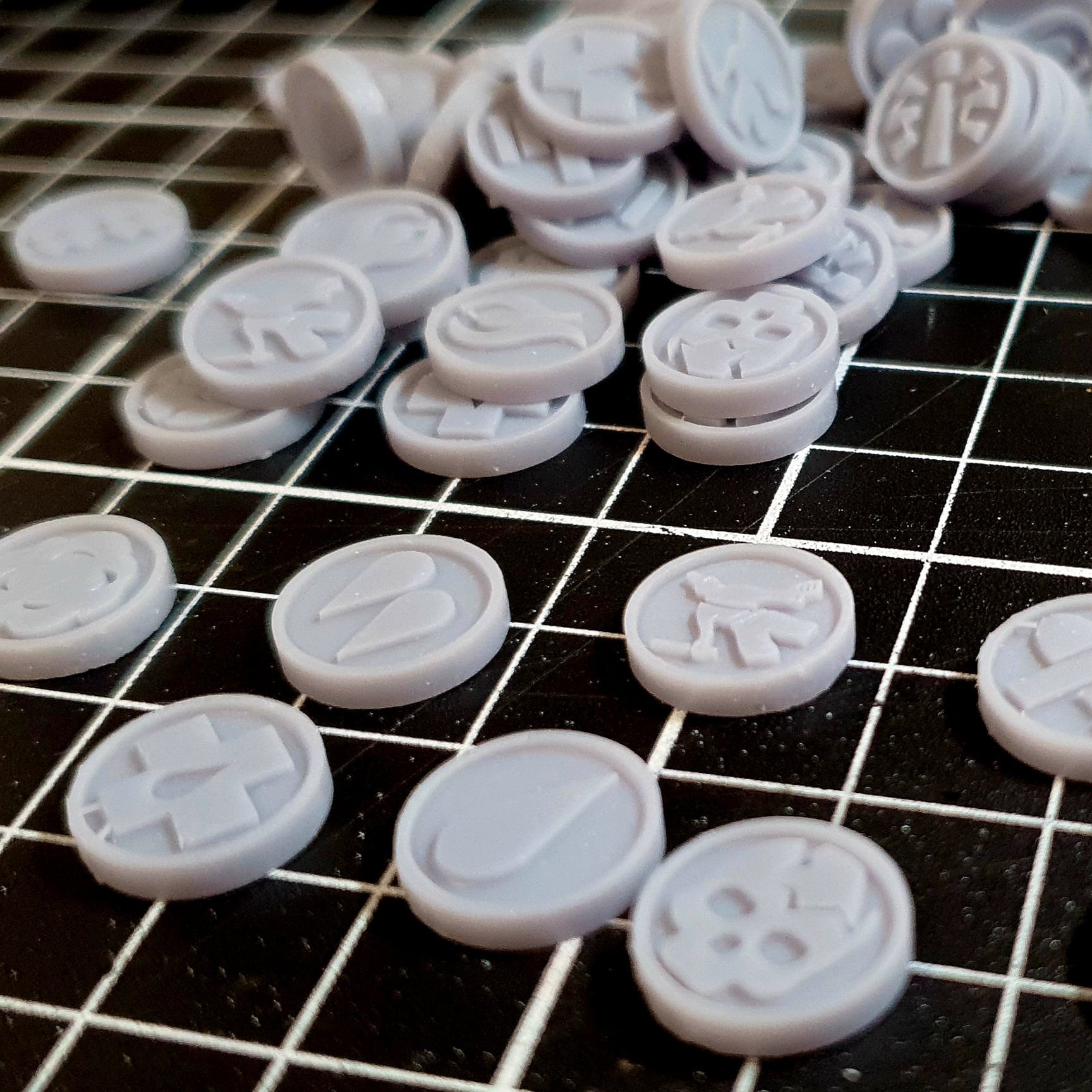 Hive City - Game Tokens (30) - Resin Miniatures - ProxiesAU